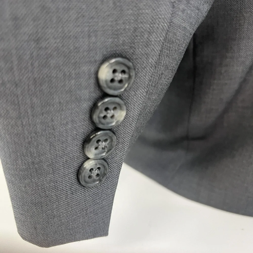 Jos A Bank Signature Suit Mens 42R 34x31 Gray Wool Silk Tailored Fit 2 Piece